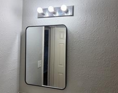6301 Calhoun Road - Photo Thumbnail 5