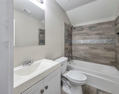 13150 Cutler Ridge Lane - Photo Thumbnail 10