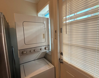 4308 Leeland Street - Photo Thumbnail 6