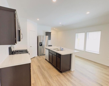 12366 Morning Vista Drive - Photo Thumbnail 14