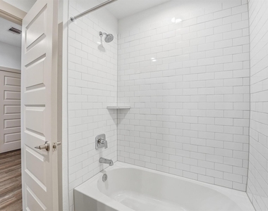 6814 Bradford Terrace Road - Photo Thumbnail 22