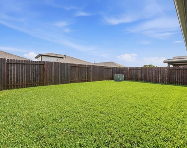 6814 Bradford Terrace Road - Photo Thumbnail 28