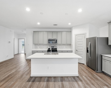 6814 Bradford Terrace Road - Photo Thumbnail 5