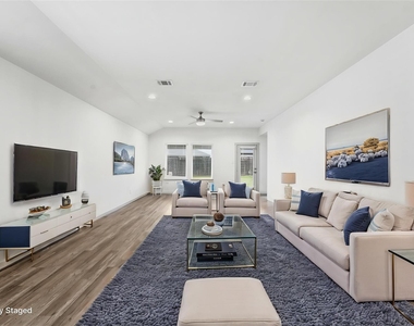 6814 Bradford Terrace Road - Photo Thumbnail 13