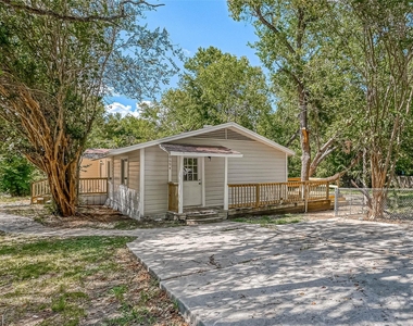 10694 Pine Street - Photo Thumbnail 1