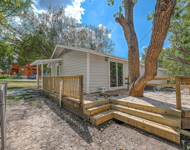 10694 Pine Street - Photo Thumbnail 2
