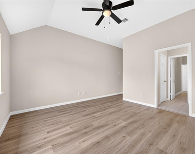 1007 Brannon Park Lane - Photo Thumbnail 38