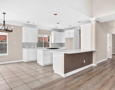 1007 Brannon Park Lane - Photo Thumbnail 12