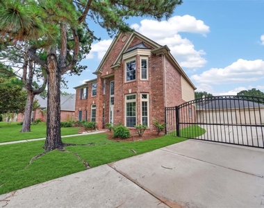 1007 Brannon Park Lane - Photo Thumbnail 2