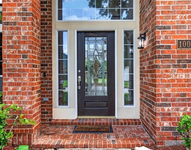 1007 Brannon Park Lane - Photo Thumbnail 3