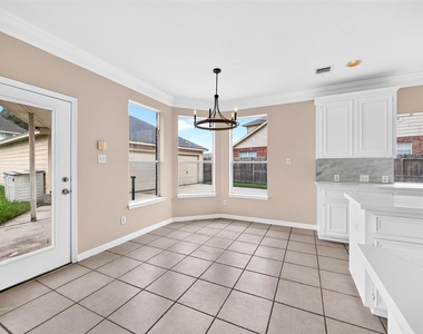1007 Brannon Park Lane - Photo Thumbnail 17