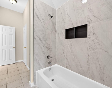 1007 Brannon Park Lane - Photo Thumbnail 40