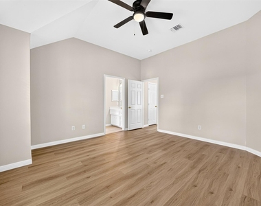 1007 Brannon Park Lane - Photo Thumbnail 35