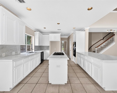 1007 Brannon Park Lane - Photo Thumbnail 13