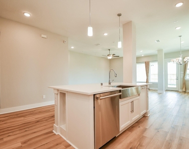 4623 Cold Stream Court - Photo Thumbnail 6