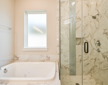 4623 Cold Stream Court - Photo Thumbnail 10