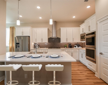 4623 Cold Stream Court - Photo Thumbnail 7