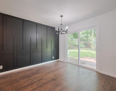 2112 Walnut Lane - Photo Thumbnail 21