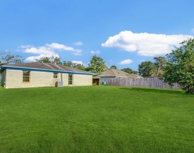 131 Lakewood Drive - Photo Thumbnail 19