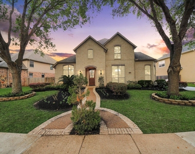 1807 Ravenel Lane - Photo Thumbnail 1