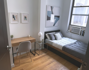 8 West 108th Street - Photo Thumbnail 1