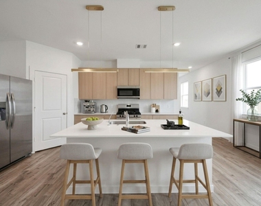 3538 Shearwater Street - Photo Thumbnail 3