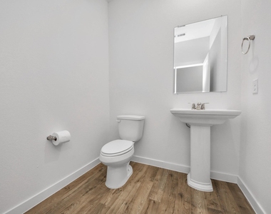 3538 Shearwater Street - Photo Thumbnail 24