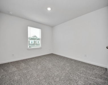 3538 Shearwater Street - Photo Thumbnail 16