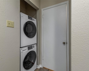 8055 Cambridge Street - Photo Thumbnail 14