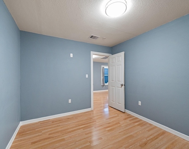 7815 Harding Street - Photo Thumbnail 19