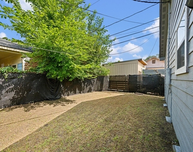 7815 Harding Street - Photo Thumbnail 3