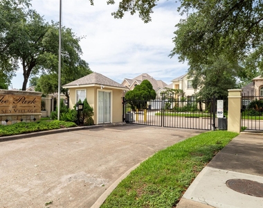 44 Parkway Place - Photo Thumbnail 36