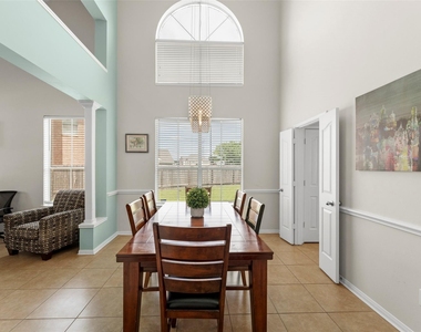 44 Parkway Place - Photo Thumbnail 7