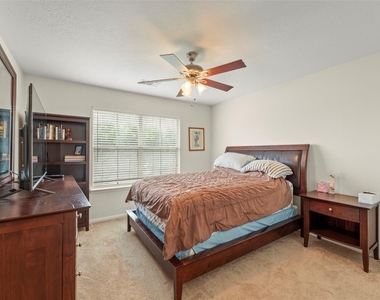 44 Parkway Place - Photo Thumbnail 30
