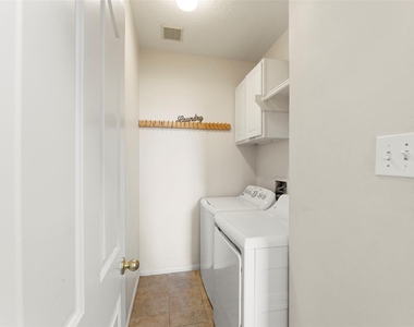 44 Parkway Place - Photo Thumbnail 43