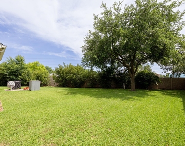 44 Parkway Place - Photo Thumbnail 42