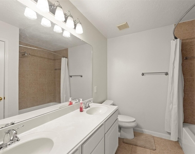 44 Parkway Place - Photo Thumbnail 32