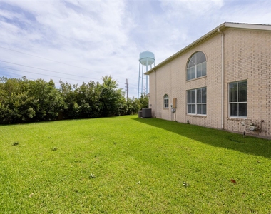 44 Parkway Place - Photo Thumbnail 37