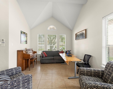 44 Parkway Place - Photo Thumbnail 20