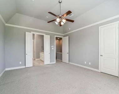 9642 Knight Road - Photo Thumbnail 19