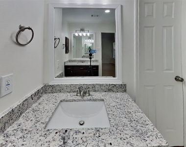 1611 Sterling Village Drive - Photo Thumbnail 9