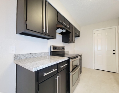 14403 Cypress Branch Drive - Photo Thumbnail 4
