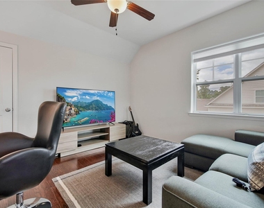 207 Kendrick Pines Boulevard - Photo Thumbnail 15