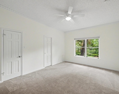 10811 Hunters Forest Drive - Photo Thumbnail 20