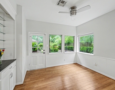 10811 Hunters Forest Drive - Photo Thumbnail 9