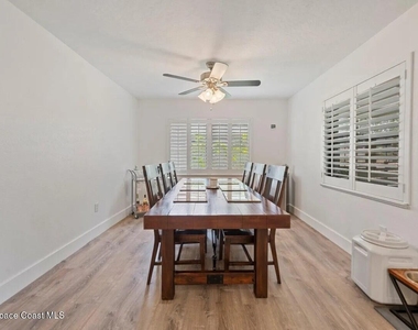 340 Greenway Avenue - Photo Thumbnail 10