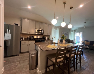 31642 Featherstone Trail - Photo Thumbnail 4