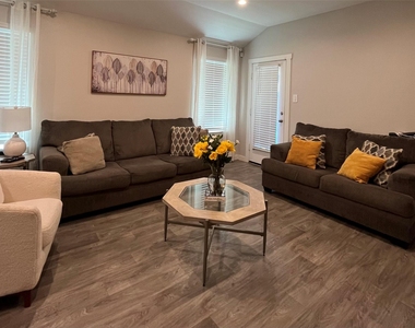 31642 Featherstone Trail - Photo Thumbnail 7
