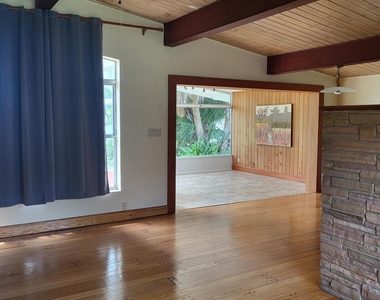 1333 Worth Court Ne - Photo Thumbnail 7