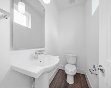 7504 Carver Road - Photo Thumbnail 7